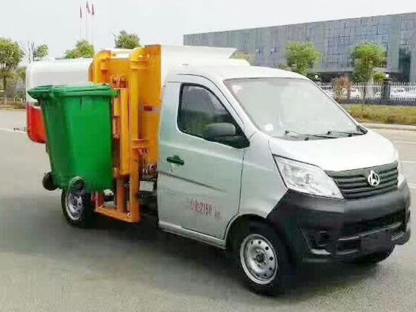 【国五】长安3方侧装挂桶式垃圾车