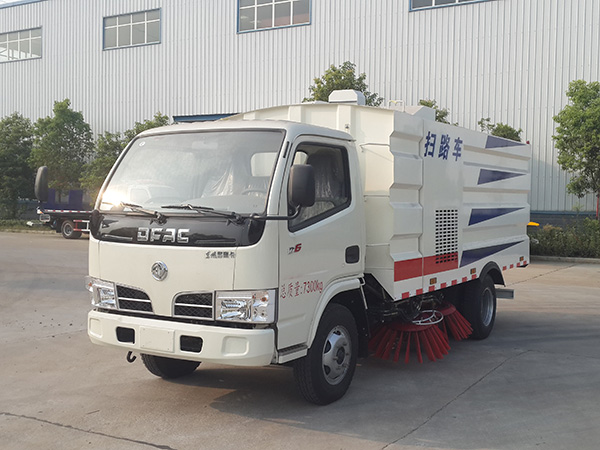 东风小多利卡扫路车(国V)