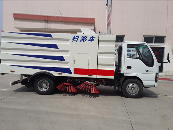五环五十铃扫路车(国V)