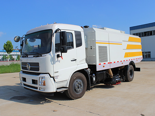 东风天锦干扫车(国五)