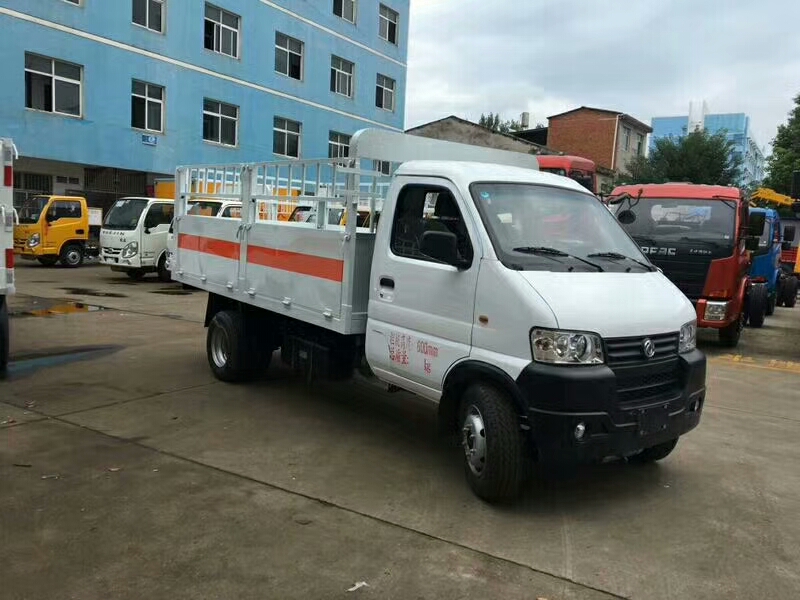 东风俊风3.3米(蓝牌)气瓶车