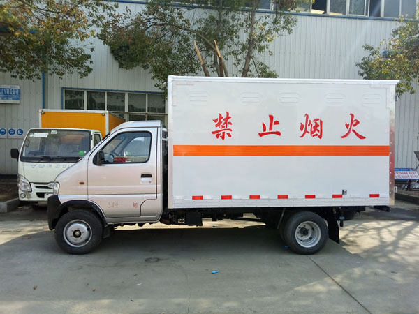东风俊风3.3米(蓝牌)气体厢式车