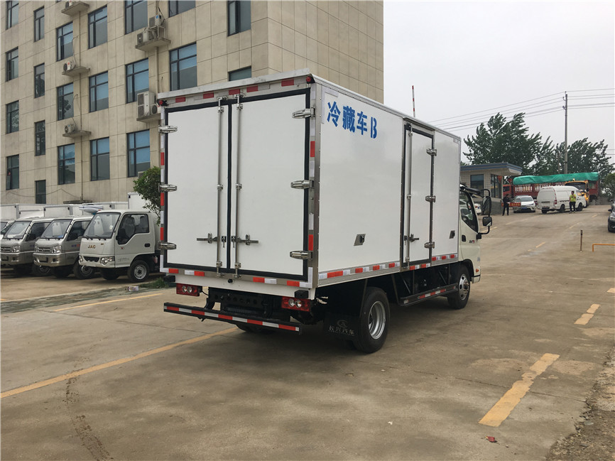 福田奥铃 4.2米冷藏车