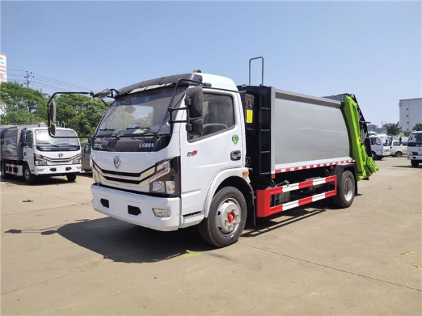 【国六】东风大多利卡8立方压缩式垃圾车
