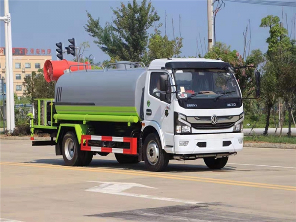 【国六】东风大多利卡8方圆罐抑尘雾炮车
