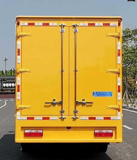东风大多利卡200KW电源车