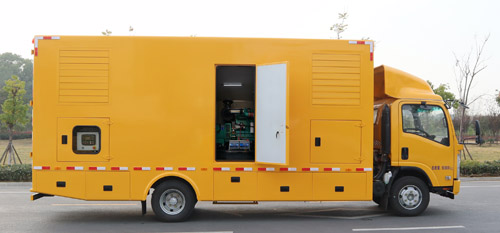 五十铃80KW—200KW移动电源车