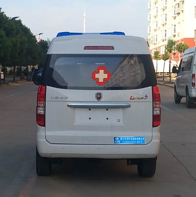 程力威牌CLW5020XJHSY6型救护车